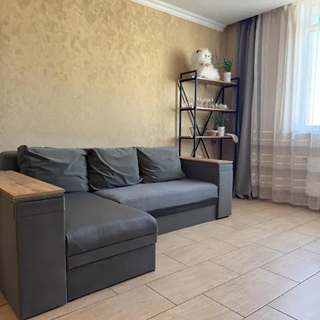 уютная с панорамой города Apartman